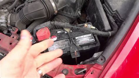 correct way to hook up a car battery